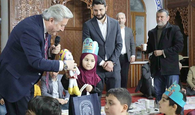 "İlk Orucum İlk İftarım" Programında gönül sofrası çocukların neşesi ile bereketlendi