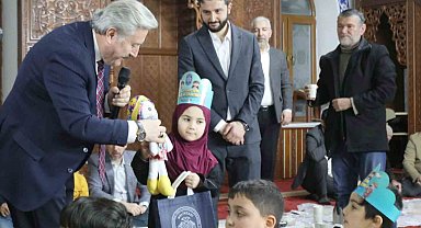 "İlk Orucum İlk İftarım" Programında gönül sofrası çocukların neşesi ile bereketlendi