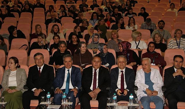 "Yoğun Bakım Hemşireliğinde Güncel Yaklaşımlar" sempozyumu düzenlendi