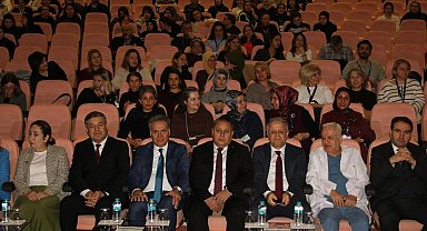 "Yoğun Bakım Hemşireliğinde Güncel Yaklaşımlar" sempozyumu düzenlendi