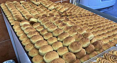 Ramazan'ın ilk gününde Mersin'in vazgeçilmez tatlısı kerebiçe yoğun ilgi