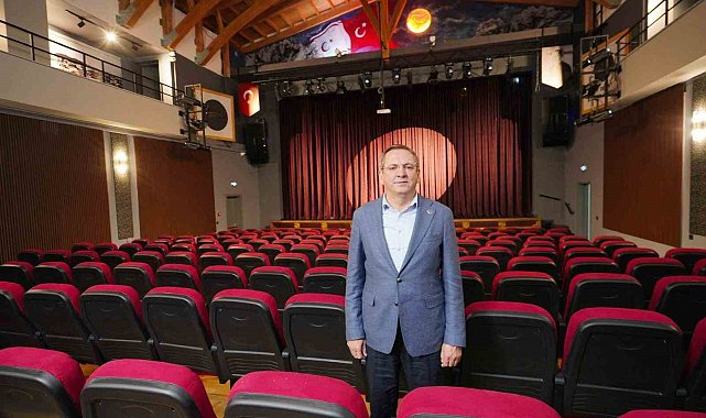 Rauf Denktaş Kültür Merkezi Perdelerini açıyor