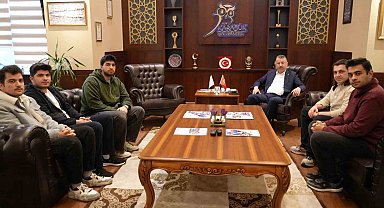 Rektör Kırışık Evrenos takımı ile bir araya geldi