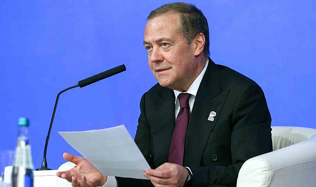 Rusya güvenlik yetkilisi Medvedev: "Küresel bir çatışmayla ilgilenmiyoruz"