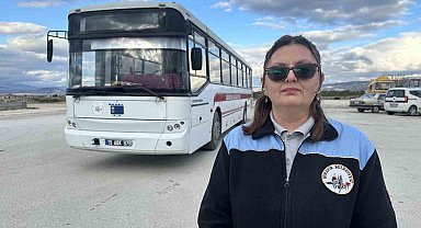 Sadece direksiyon değil, aynı zamanda aracın bakımları da ona emanet