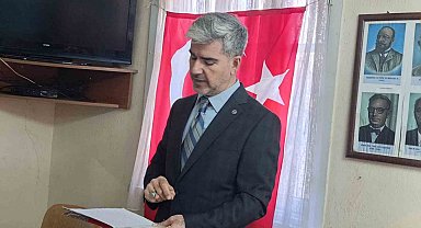 Salihli Türk Ocakları'nda Ednan Aras güven tazeledi