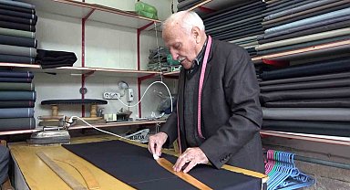 Şalvar ustası mesleğini yaşatmaya çalışıyor