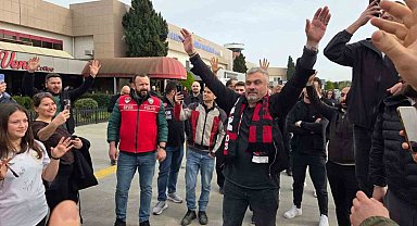 Samsunspor taraftarlarından Thomas Reis'e duygusal veda