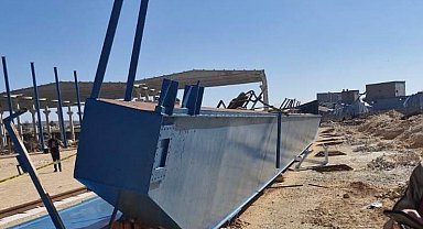 Şanlıurfa'da feci olay: Demir profilin altında kalan 2 kardeş hayatını kaybetti