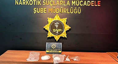Şanlıurfa'da narkotik uygulamasında 226 gram metamfetamin ele geçirildi