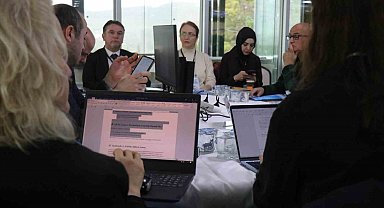 Sapanca Gölü'nün geleceği akademik çalıştayda masaya yatırıldı