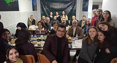 Şaphane'de gençlerle iftar buluşması