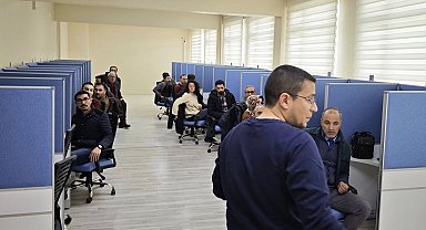 Sarıgöl'de öğretmenlere e-Sınav eğitimi