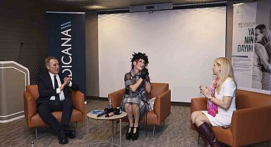 Şarkıcı Hande Yener kanser sürecini Medicana'da anlattı: "Drenlerle sahneye çıkıp dans ettim"