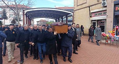 Şehit annesi son yolculuğuna uğurlandı