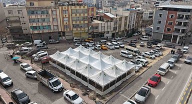 Şehitkamil'de binlerce kişi ilk iftarını aynı sofrada açtı