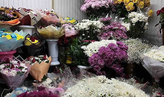 Sevgisini çiçekle anlatanlar çiçek tercih ediyor