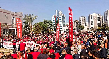 Seyhan Belediyesi'nde işçi isyanı: Yüzde 3 zam teklifine tepki