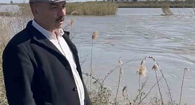 Seyhan Nehri taştı, Tarsus'ta bazı tarım arazileri sular altında kaldı