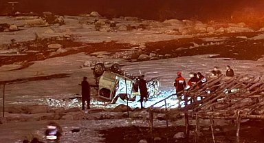 Siirt'te hafif ticari takla attı: 1 ağır yaralı