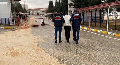 Silahlı yağma ve uyuşturucu ticaretinden 13 yıl cezayla aranan şahıs yakalandı
