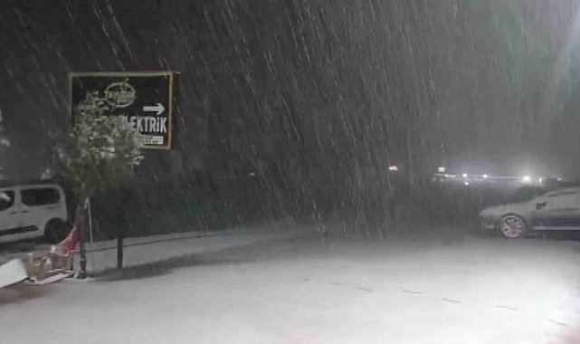 Silvan'da kar yağışı etkili oldu