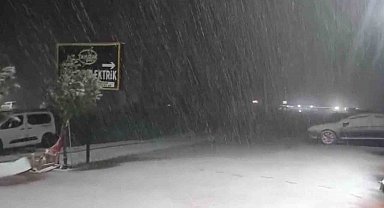 Silvan'da kar yağışı etkili oldu