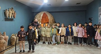 Sinop'ta minik öğrenciler müzede keşfe çıktı