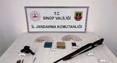 Sinop'ta uyuşturucu operasyonu: 2 şüpheli tutuklandı