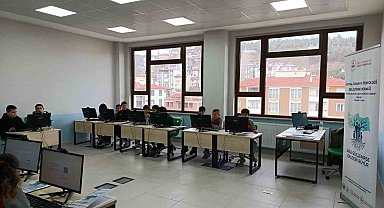 Sinop'ta yapay zekâ temelli eğitim programı