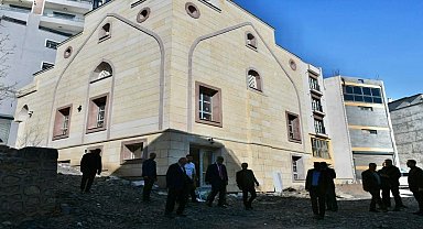 Şırnak'ta 70 konut, 2 cami ve sağlık merkezi yapımı devam ediyor