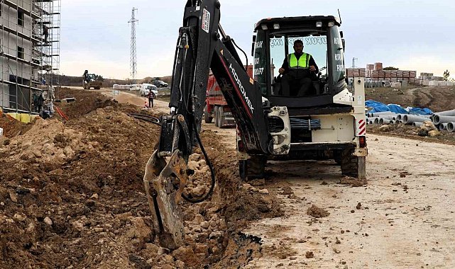 Söğüt'te alt yapı çalışmaları aralıksız sürüyor