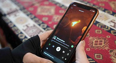 Söz yazarı genç kadının Türkmenistan'a uzanan telif takibi