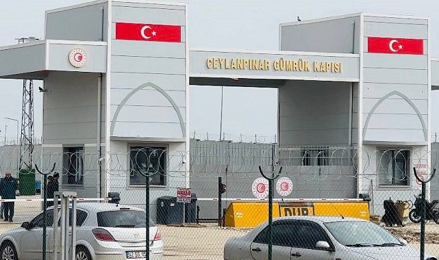 STK temsilcileri kapatılacak gümrük kapıları için sınırda toplandı