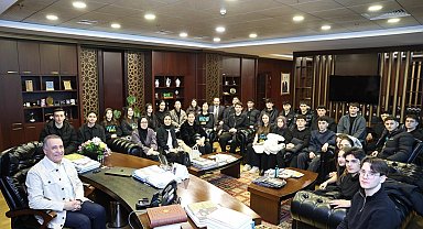 Sultangazi'de gençlik buluşmaları tam gaz devam