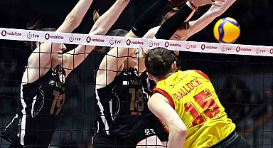 Sultanlar Ligi: Göztepe Voleybol: 1- V. Bank: 3