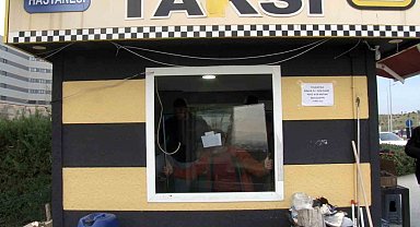 Taksi durağında dehşet anları: Güvenlik kamerası görüntüleri ortaya