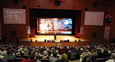 Talas'ta Ramazan coşkusu Hatice Kübra Tongar Söyleşisi ile sürdü