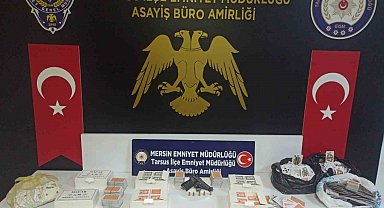 Tarsus'ta kahve ve derneklere kumar baskını