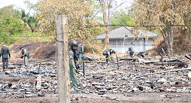 Tayland sınırında mühimmat deposunda patlama