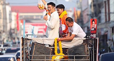 Tayland'da halk sandık başında