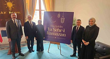 TBMM AK Parti Grubu'nda "Ramazan" süslemesi