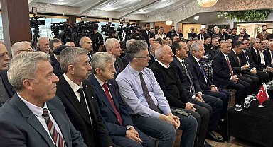 TBMM Başkanvekili Celal Adan: "Kürsü işgalinin emekliye mi faydası var? İşsize mi faydası var"