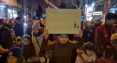 Tekirdağ'da 'Hoşgeldin Ramazan' yürüyüşü