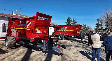 Tekirdağ'da üreticilere iklim dostu destek: 2 adet hayvan gübresi dağıtma römorku hizmete sunuldu