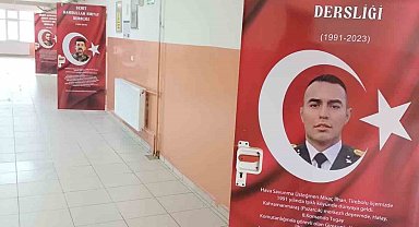 Tirebolu'da öğrenciler şehitleri sınıf kapılarında tanıyacak