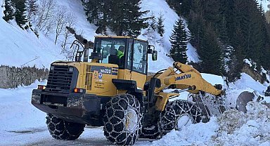 Trabzon'da 19 mahalle yolu kar nedeniyle ulaşıma kapandı