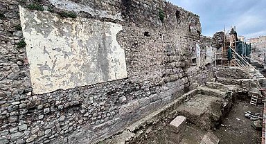 Trabzon'da zeminin 8 metre altından 'dere limanı' çıktı