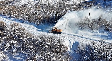 Tunceli'de 85 köy yolu ulaşıma açıldı, 28 köy yolunda çalışmalar sürüyor