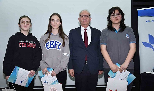 Türk Destanları Balıkesir'de sahnede buluştu